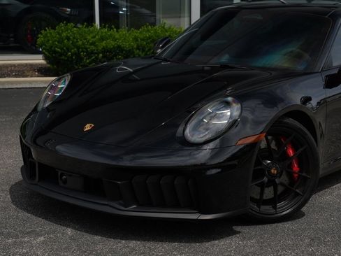 Used 2026 Porsche 911 Carrera GTS RWD image 2