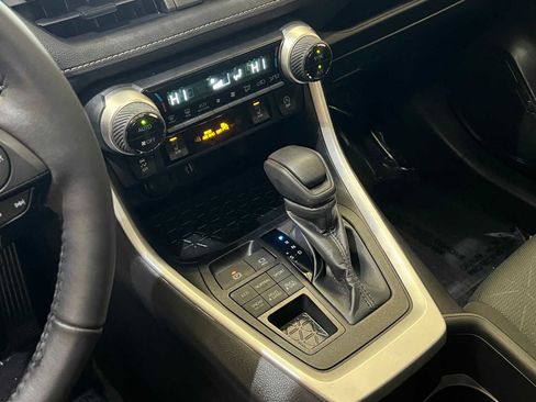 Certified 2024 Toyota RAV4 XLE image 23