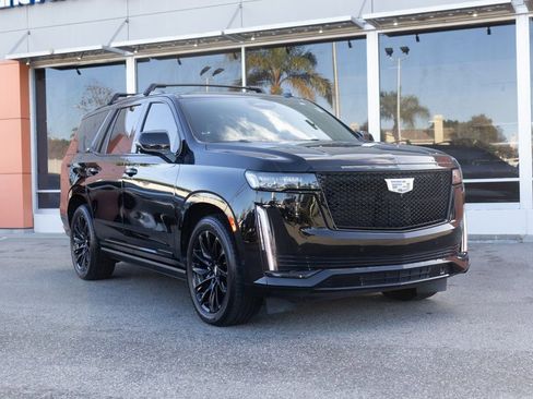 Used 2022 Cadillac Escalade Sport w/ Touring Package AWD/4WD image 6