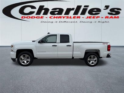 Used 2019 Chevrolet Silverado 1500 Custom w/ Custom Convenience Package