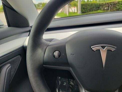 Used 2023 Tesla Model 3 Performance AWD/4WD image 18