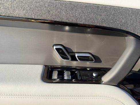 New 2026 Land Rover Range Rover Sport SE AWD/4WD image 11