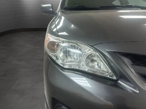 Used 2013 Toyota Corolla S w/ Premium Pkg FWD image 30