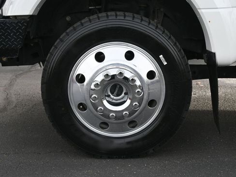 Used 2022 Ford F450 Platinum w/ FX4 Off-Road Package image 11