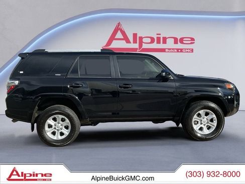 Used 2022 Toyota 4Runner SR5 image 6