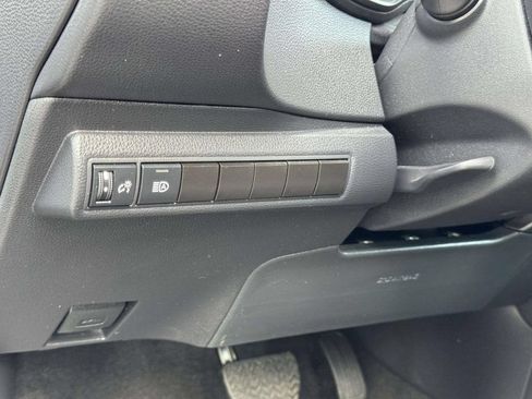 Used 2025 Toyota Corolla SE FWD image 10