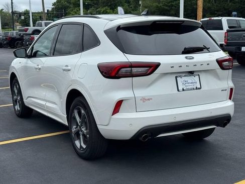 Used 2024 Ford Escape ST-Line w/ Tech Pack #1 AWD/4WD image 6