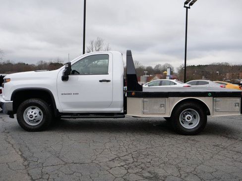 Used 2023 Chevrolet Silverado 3500 W/T w/ WT Fleet Convenience Package image 9