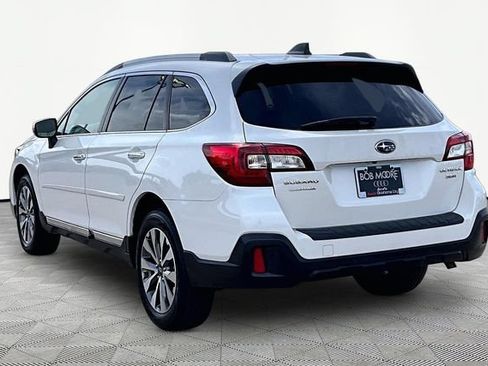 Used 2019 Subaru Outback 3.6R Touring AWD/4WD image 12