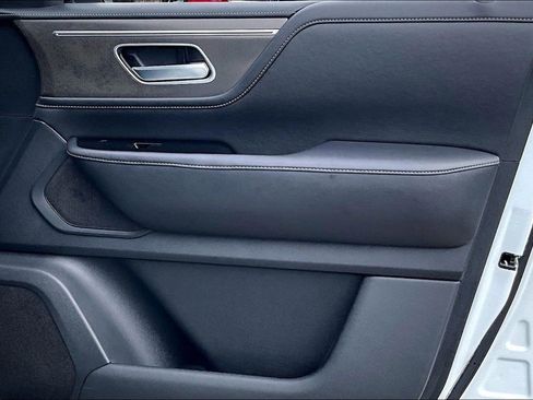 Certified 2025 INFINITI QX80 Pure w/ Exterior Package image 25