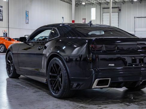 Used 2010 Chevrolet Camaro SS w/ RS Package RWD image 31