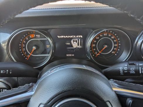 Used 2021 Jeep Wrangler Unlimited Sahara AWD/4WD image 24