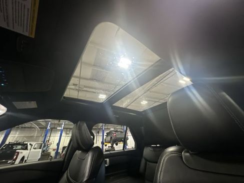 Used 2020 Ford Explorer ST w/ ST High-Performance Pack AWD/4WD image 20