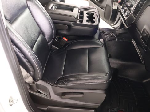 Used 2018 Chevrolet Silverado 1500 LT w/ Texas Edition AWD/4WD image 12