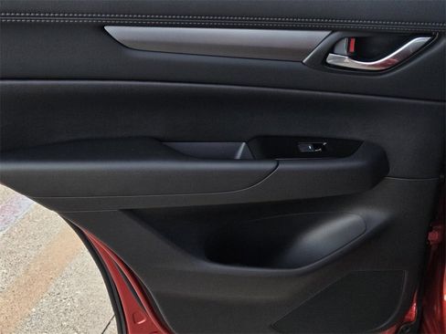 New 2025 MAZDA CX-5 AWD 2.5 S w/ Select Package image 9