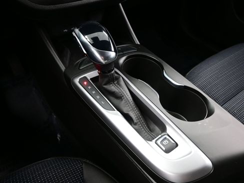 Used 2025 Buick Envista Preferred w/ Convenience II Package FWD image 20