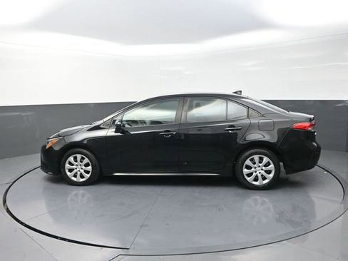 Used 2024 Toyota Corolla LE FWD image 50