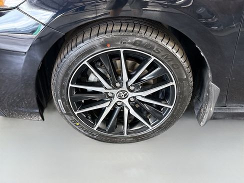 Used 2022 Toyota Camry SE w/ Carpet Mat Package (TMS) FWD image 37
