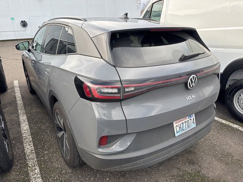 Used 2023 Volkswagen ID.4 Pro S image 4