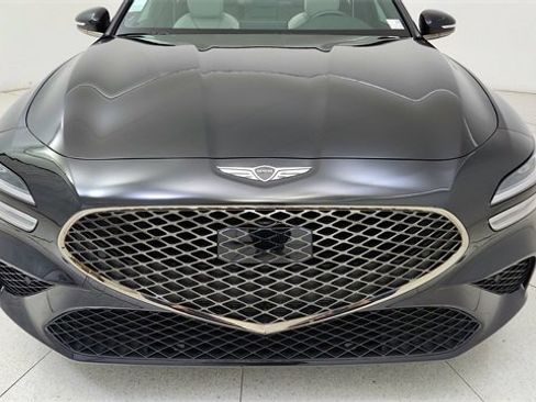 Used 2025 Genesis G70 2.5T w/ Sport Prestige Package image 8