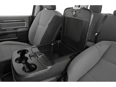 Used 2019 RAM 2500 Big Horn AWD/4WD image 9