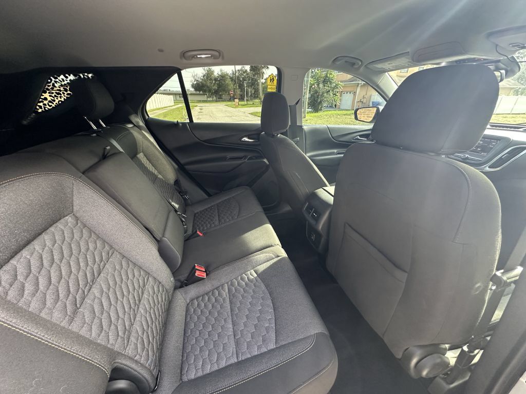 Used 2020 Chevrolet Equinox LT FWD image 11