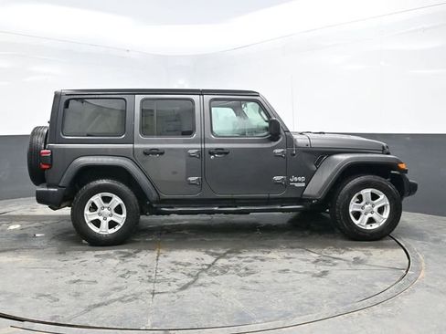 Used 2019 Jeep Wrangler Unlimited Sport S image 8