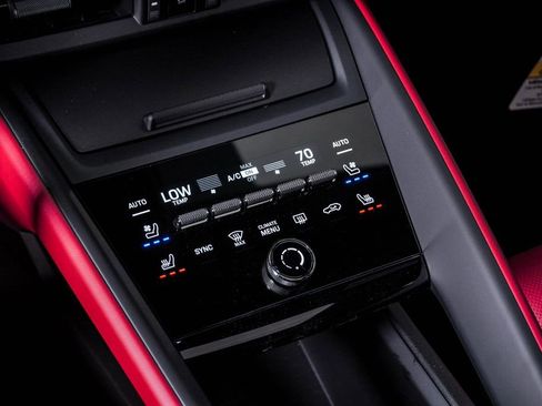 New 2026 Porsche Macan 4 Electric AWD/4WD image 24