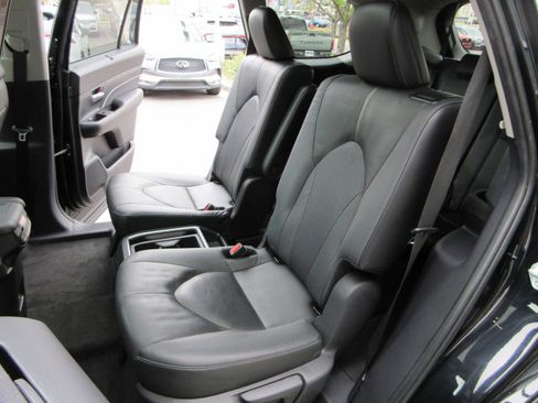 Used 2024 Toyota Grand Highlander Platinum image 27