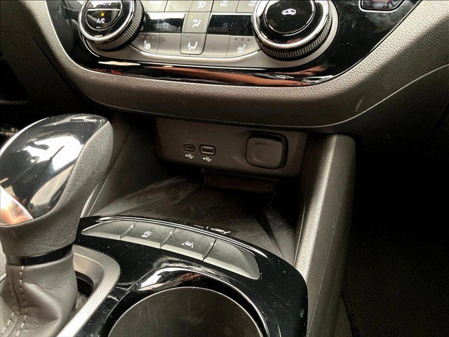 Used 2025 Buick Envista Sport Touring w/ Convenience I Package FWD image 21