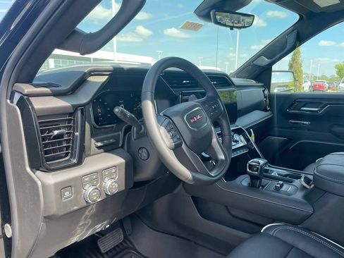 Used 2026 GMC Sierra 1500 AT4X AWD/4WD image 10