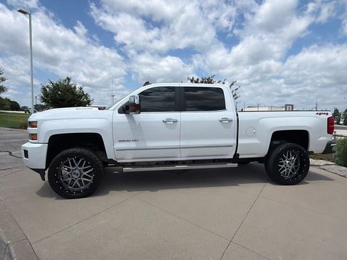 Used 2019 Chevrolet Silverado 3500 LTZ w/ Duramax Plus Package AWD/4WD image 5