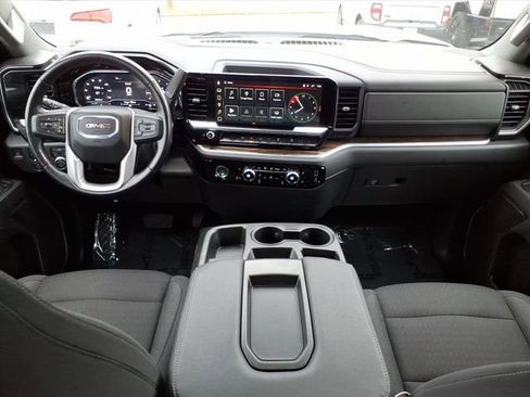 Used 2022 GMC Sierra 1500 Elevation w/ X31 Off-Road Package image 19
