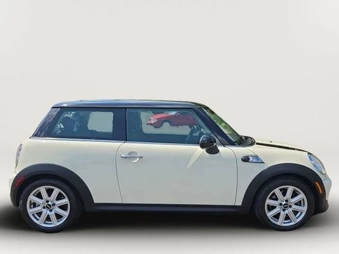 Used 2013 MINI Cooper S FWD image 9
