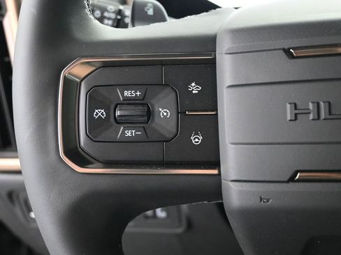 New 2025 GMC Hummer EV 2X w/ LPO, Dark Essentials Package image 34