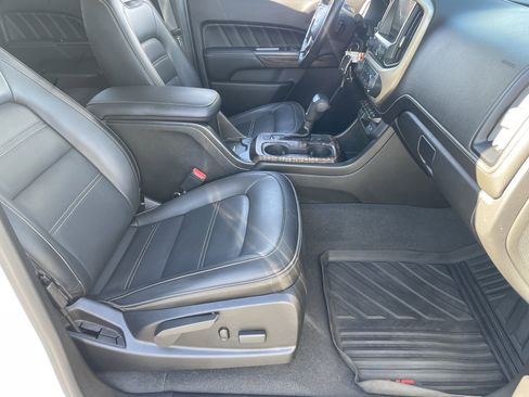 Used 2021 GMC Canyon Denali image 9