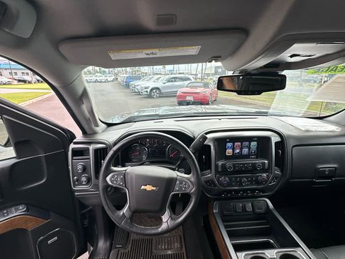 Used 2017 Chevrolet Silverado 1500 LTZ w/ LTZ Plus Package image 8