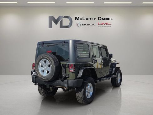 Used 2015 Jeep Wrangler Unlimited Sport w/ Quick Order Package 24S AWD/4WD image 14