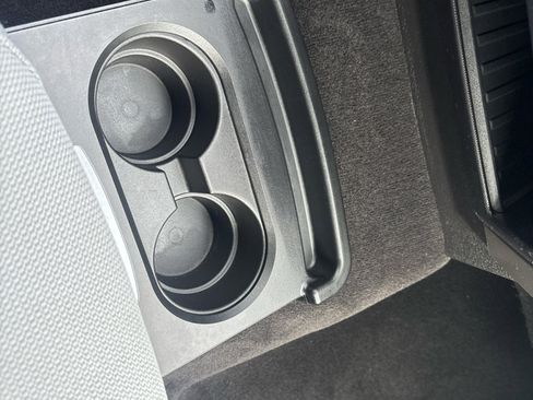 Used 2011 Ford F150 XLT w/ XTR Pkg image 23