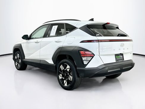 Used 2025 Hyundai Kona SEL AWD/4WD image 5