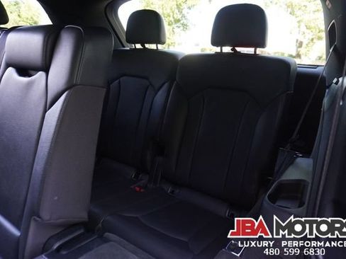 Used 2017 Audi Q7 3.0T Prestige w/ Prestige Package AWD/4WD image 8