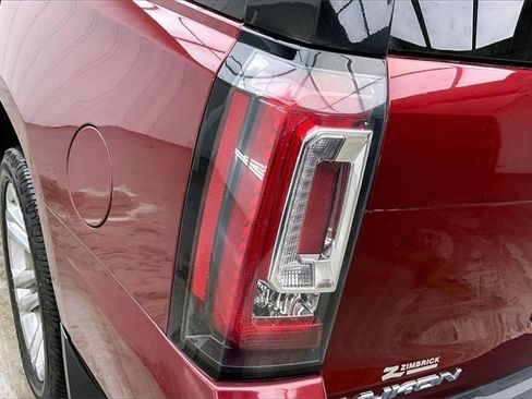 Used 2017 GMC Yukon SLT w/ Premium Edition image 27