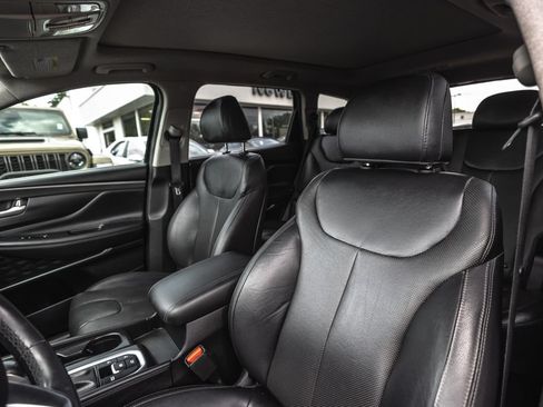 Used 2020 Hyundai Santa Fe SEL FWD image 19