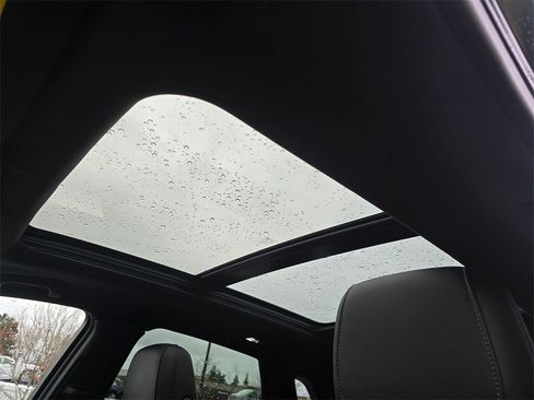 Used 2025 Cadillac XT5 Premium Luxury w/ Technology Package image 24