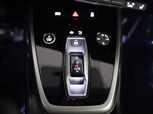 Used 2024 Audi Q4 e-tron Premium Plus image 13