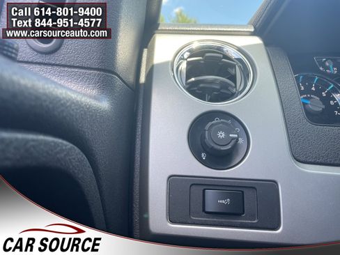 Used 2014 Ford F150 Lariat w/ Lariat Chrome Package image 16