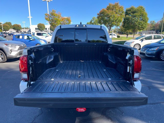Used 2023 Toyota Tacoma SR AWD/4WD image 9