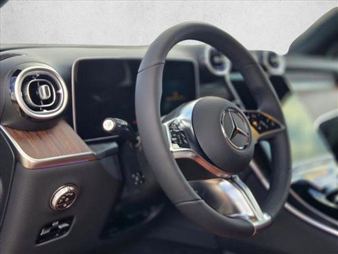 New 2026 Mercedes-Benz GLC 300 image 8
