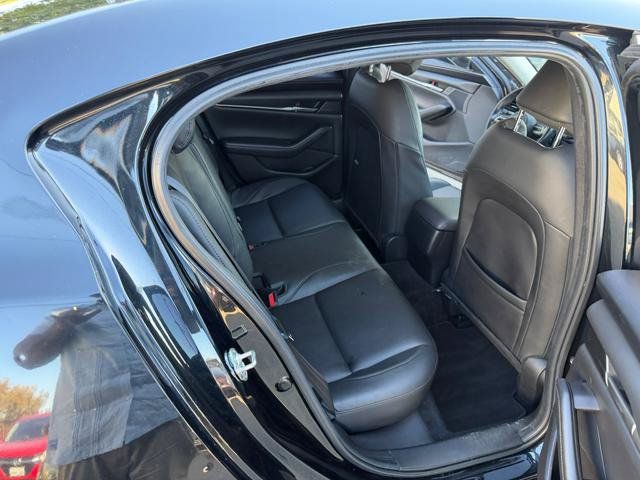 Used 2020 MAZDA MAZDA3 Sedan w/ Select Package FWD image 11