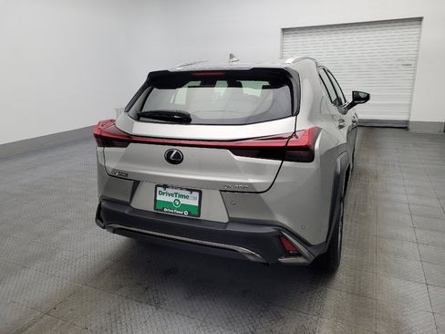 Used 2019 Lexus UX 200 F Sport w/ F Sport Premium Package image 7